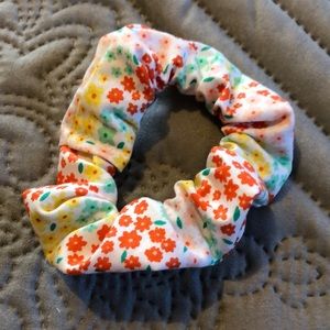 100% Handmade Scrunchie